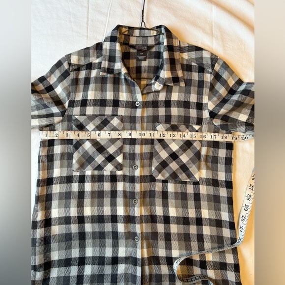 Outdoor Research Women’s Feedback flannel shirt - Picture 2 of 8